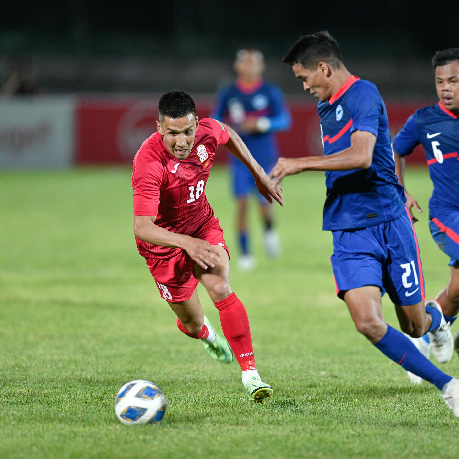 1 футбольное поле